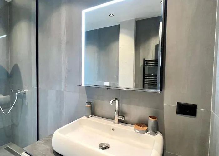 Casa vacanze San Pietro -luxury Garden Gjiri I Lalezit Plazhi San Pietro