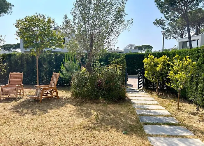 San Pietro -luxury Garden Gjiri I Lalezit Casa vacanze