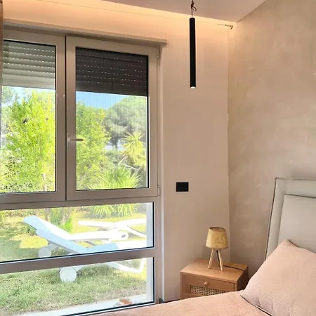 Ferienhaus San Pietro -luxury Garden Gjiri I Lalezit *