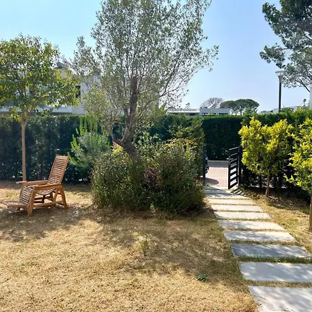 San Pietro -luxury Garden Gjiri I Lalezit Ferienhaus