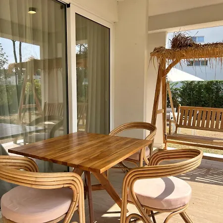 Ferienhaus San Pietro -luxury Garden Gjiri I Lalezit